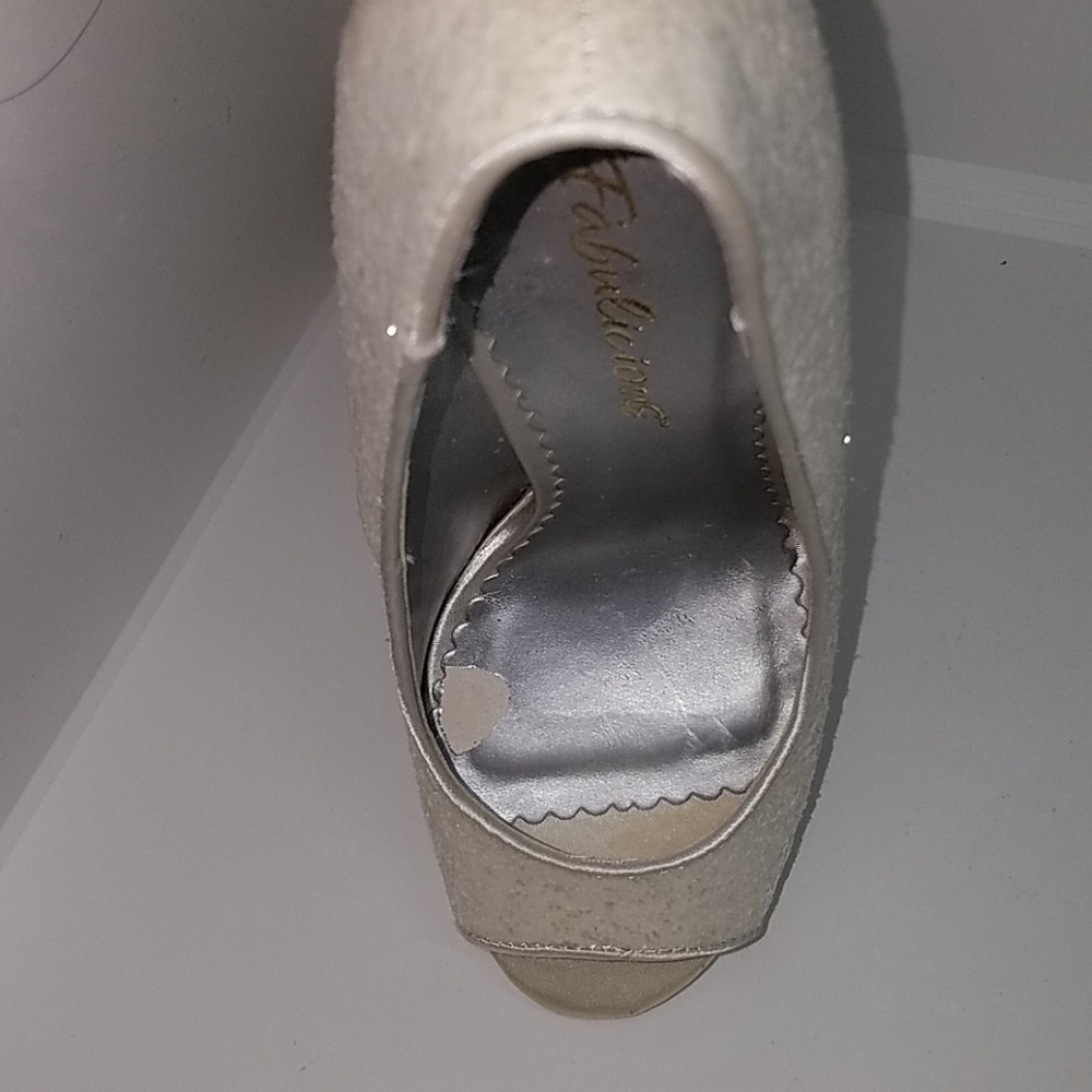 High heels - Picture 5 of 5